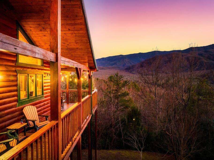 10 Mins To Park Entrance Secluded Gameroom Hottub Gatlinburg Exterior photo