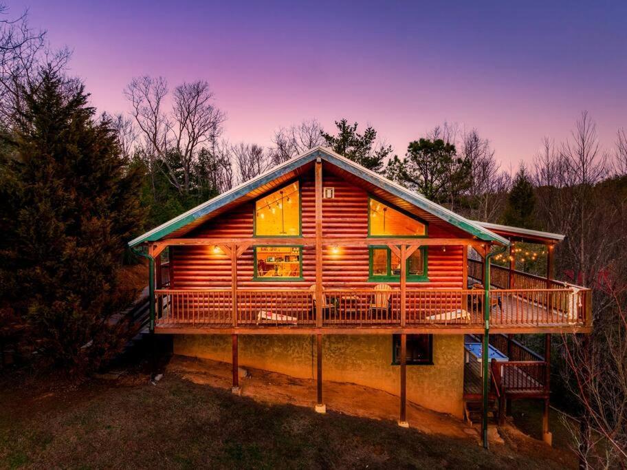 10 Mins To Park Entrance Secluded Gameroom Hottub Gatlinburg Exterior photo